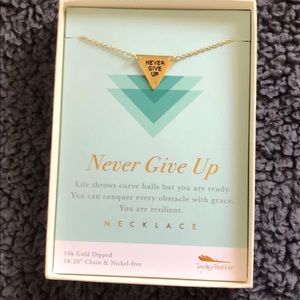 Never give up gold necklace